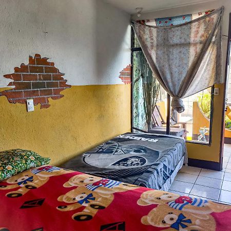 Hotel San Francisco San Pedro La Laguna Exteriör bild